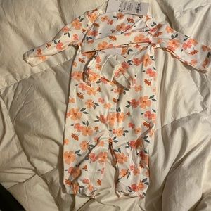3piece set hat, booties, onsie